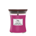WoodWick Scented Candle Medium Wild Berry &amp; Beets - 11 cm / ø 10 cm
