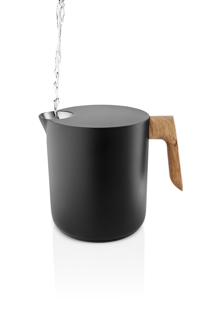 Nordic Kitchen Kettle by Eva Solo