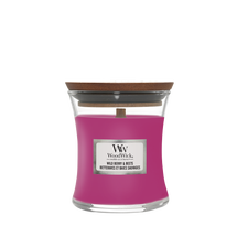 WoodWick Scented Candle Mini Wild Berry &amp; Beets - 8 cm / ø 7 cm
