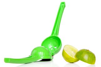 Cosy &amp; Trendy Lime Squeezer Metal Green